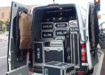 The Art of the “Gig Swap”: How to Book Shows Without a Booking Agent